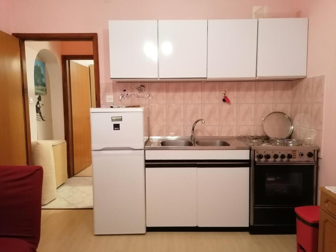 פרימוסטן Apartmani Milisa L מראה חיצוני תמונה