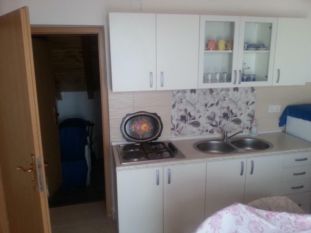 פרימוסטן Apartmani Milisa L מראה חיצוני תמונה